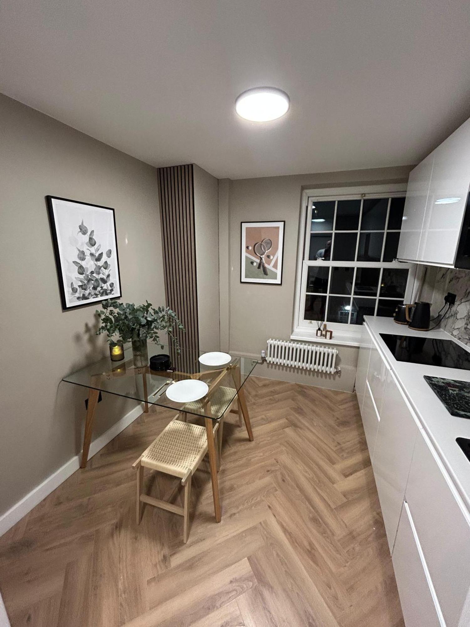 Stylish Zone 1 Apartament